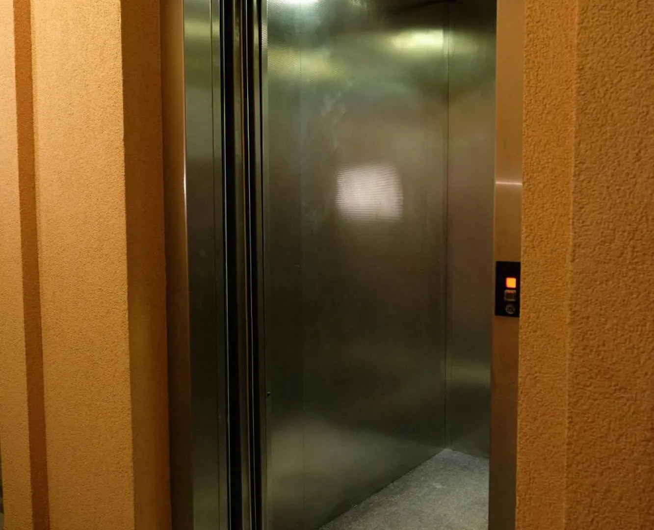 Bertini Apartment Milan 0*,  Italy
